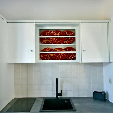 Apartment Myrto *