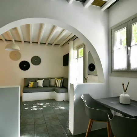 Apartment Myrto *
